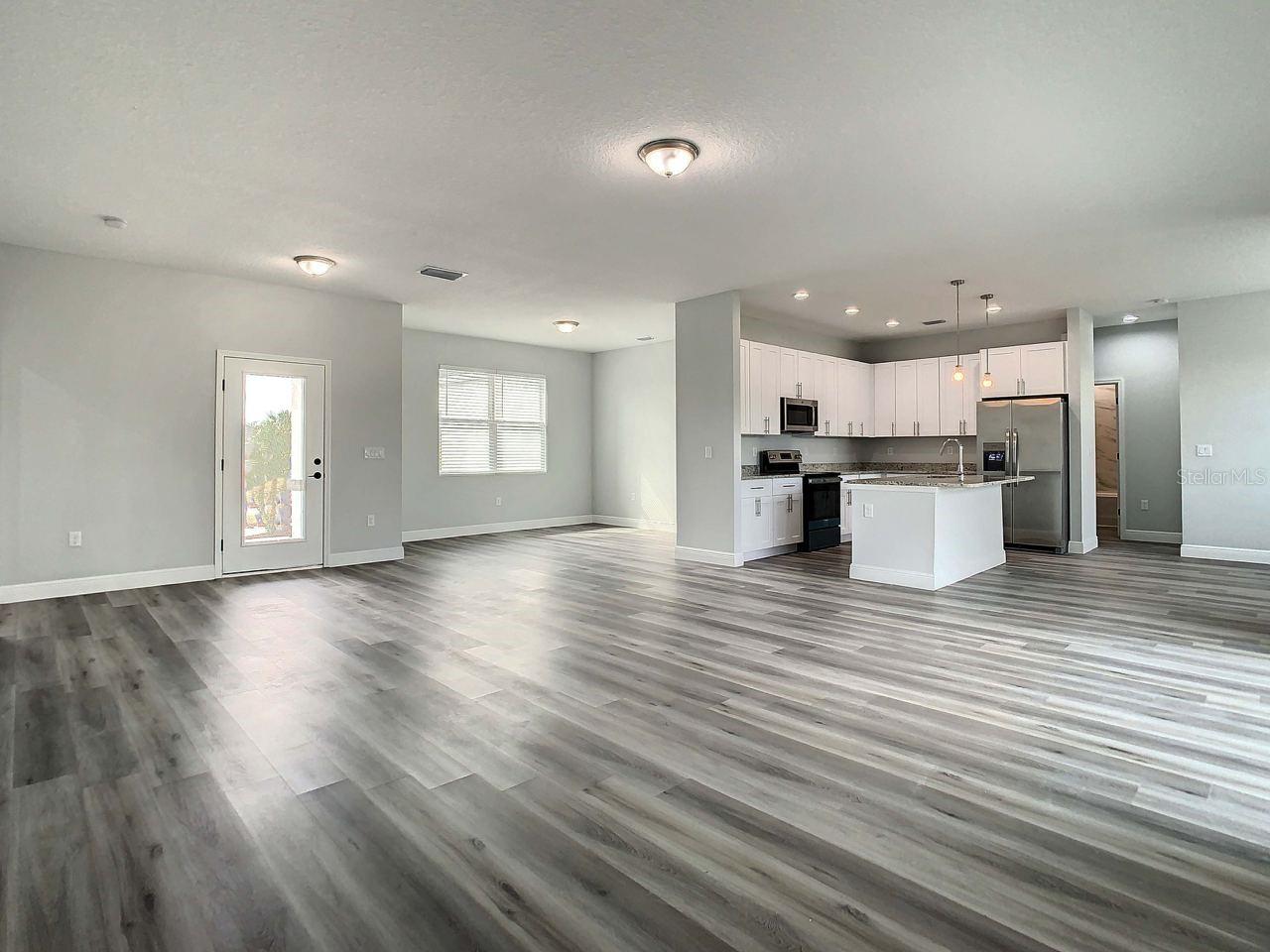 Image 4 of 15 For 9585 Calumet Boulevard