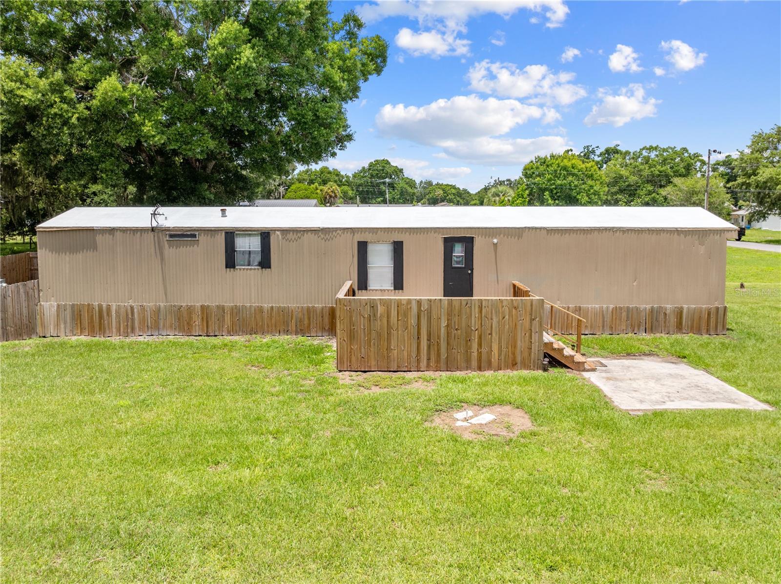 Image 13 of 84 For 444 Hornsby Lane