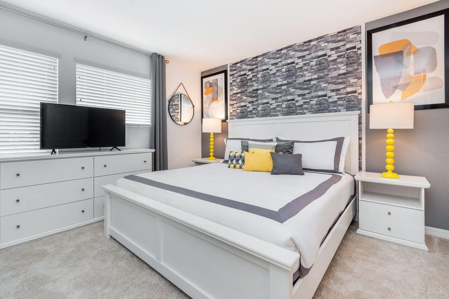 Image 11 of 25 For 8937 Amelia Downs Trail