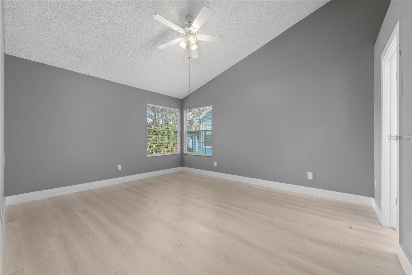 Image 10 of 23 For 2727 Poinciana Boulevard 140
