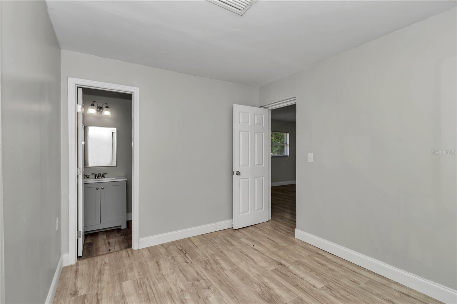 Image 16 of 31 For 466 Spring Drive