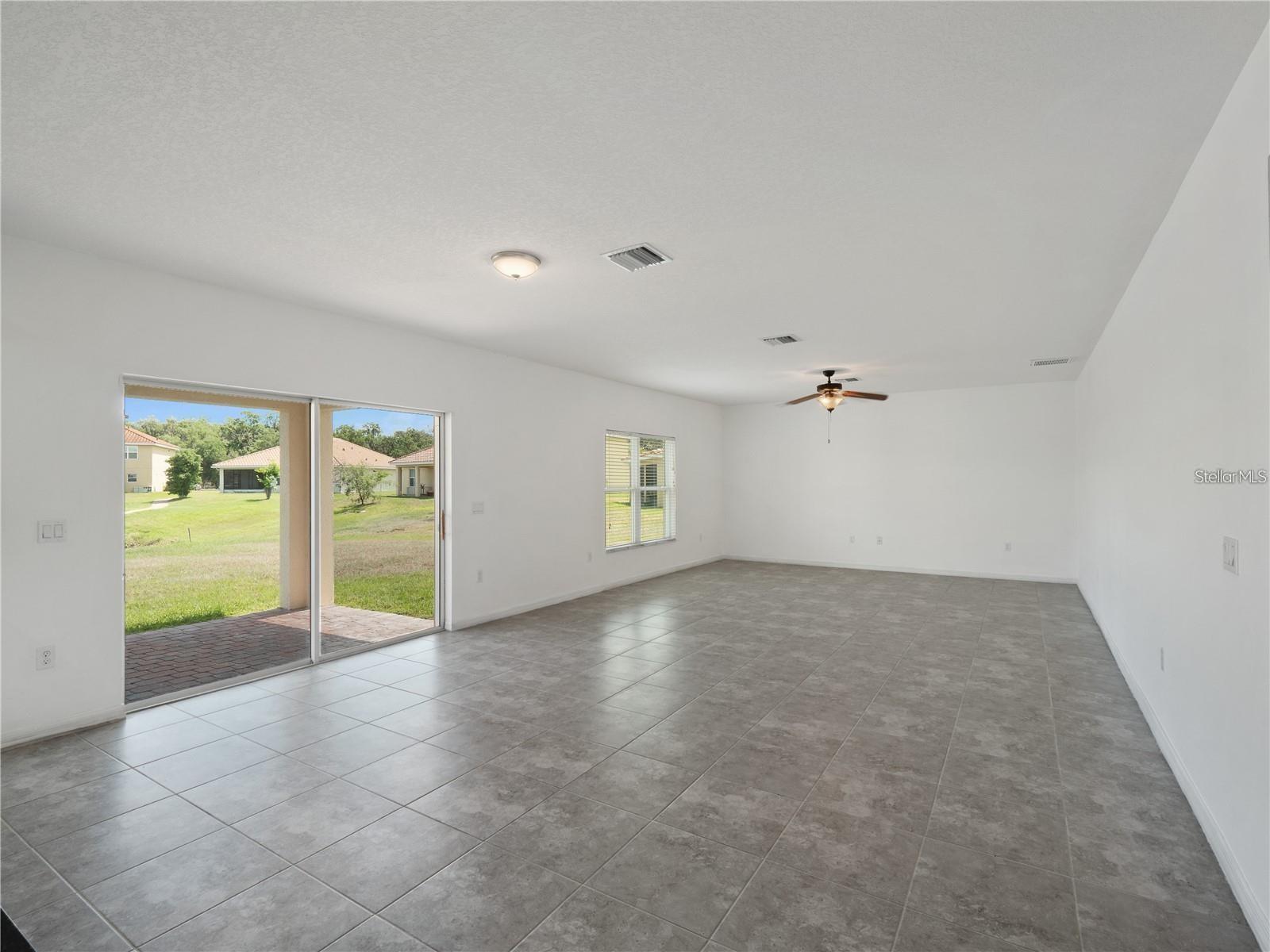 Image 12 of 26 For 3894 Carrick Bend Drive