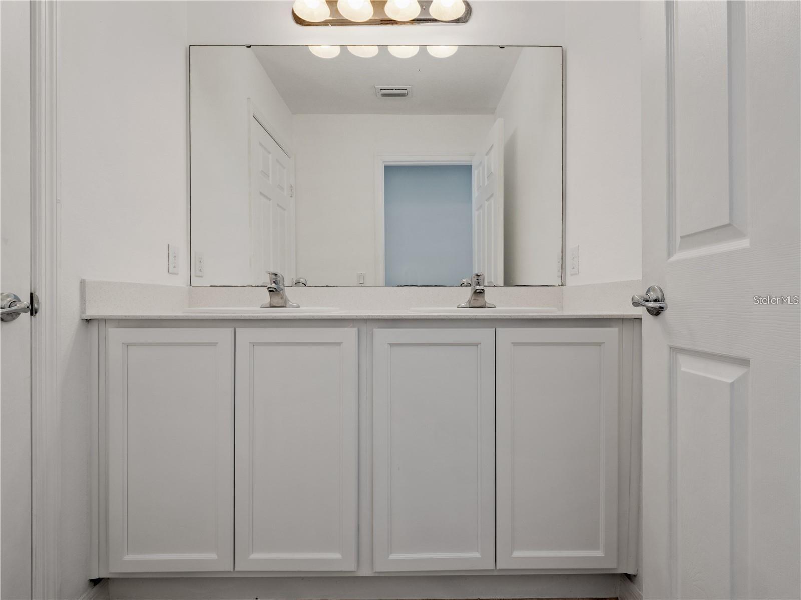 Image 21 of 26 For 3894 Carrick Bend Drive