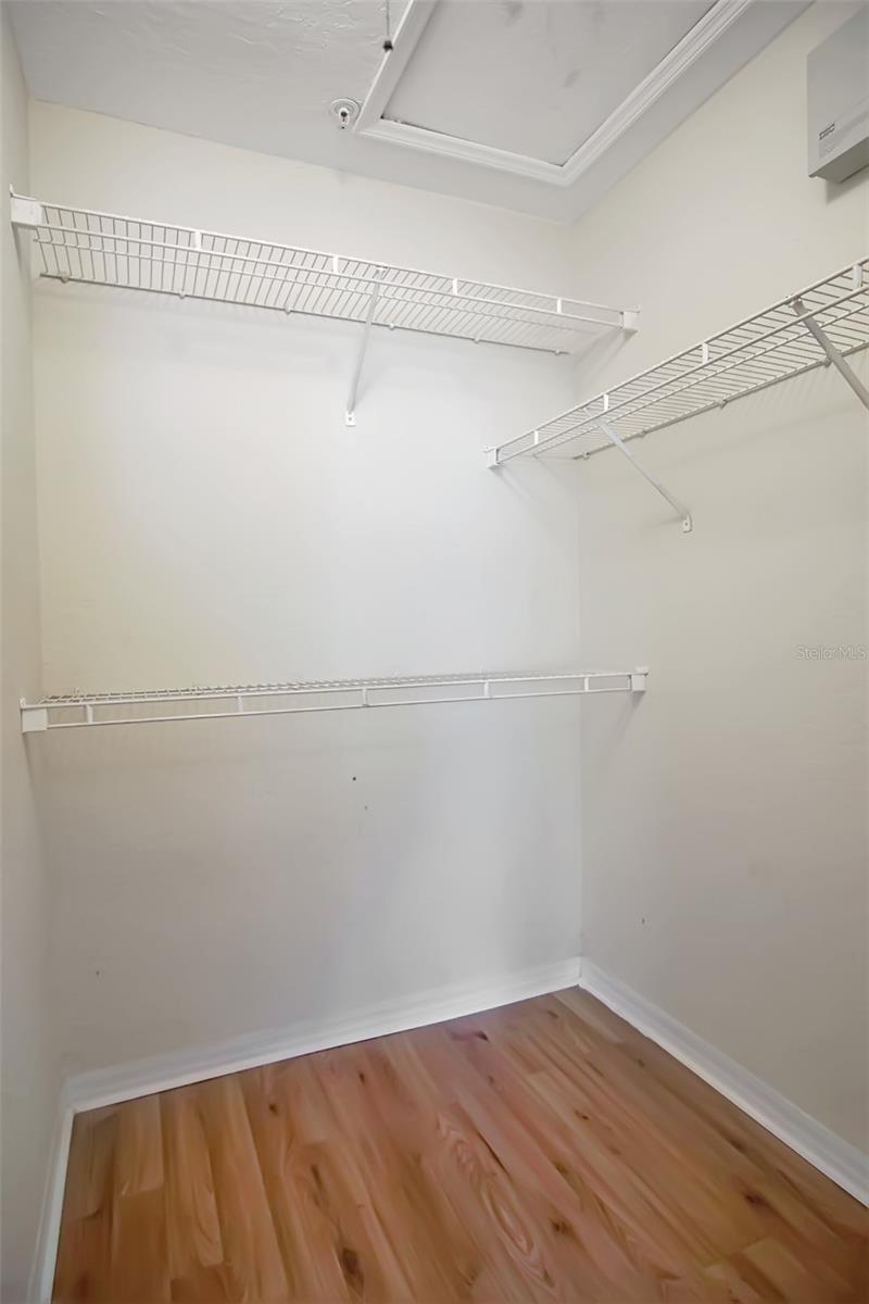 Image 11 of 17 For 6416 Raleigh Street 2616