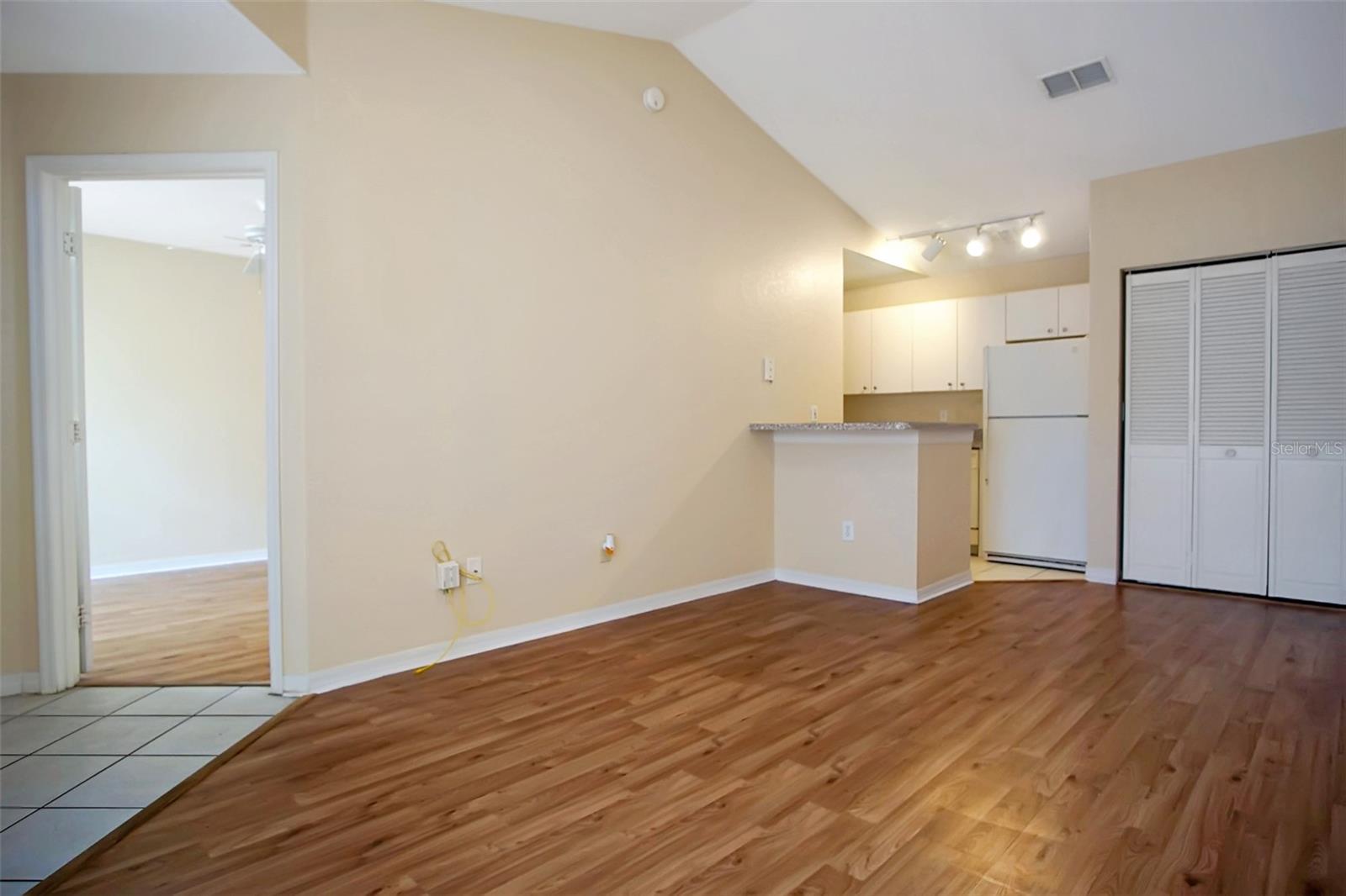 Image 5 of 17 For 6416 Raleigh Street 2616