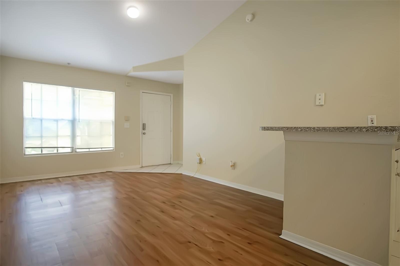 Image 6 of 17 For 6416 Raleigh Street 2616