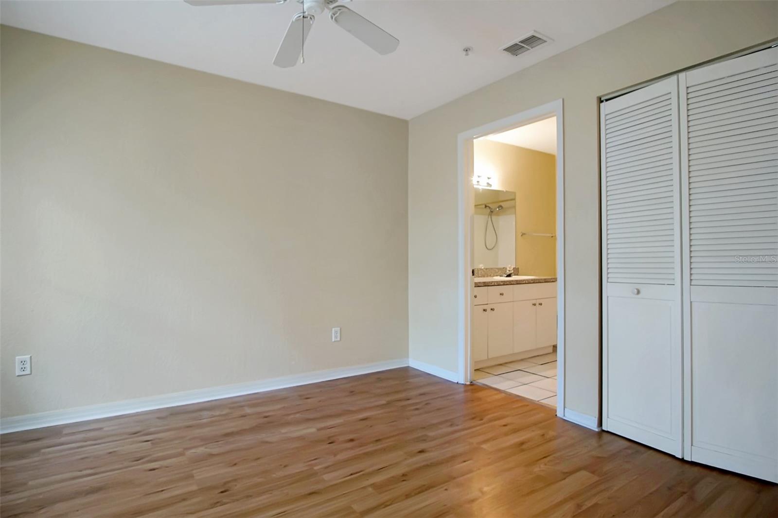 Image 9 of 17 For 6416 Raleigh Street 2616