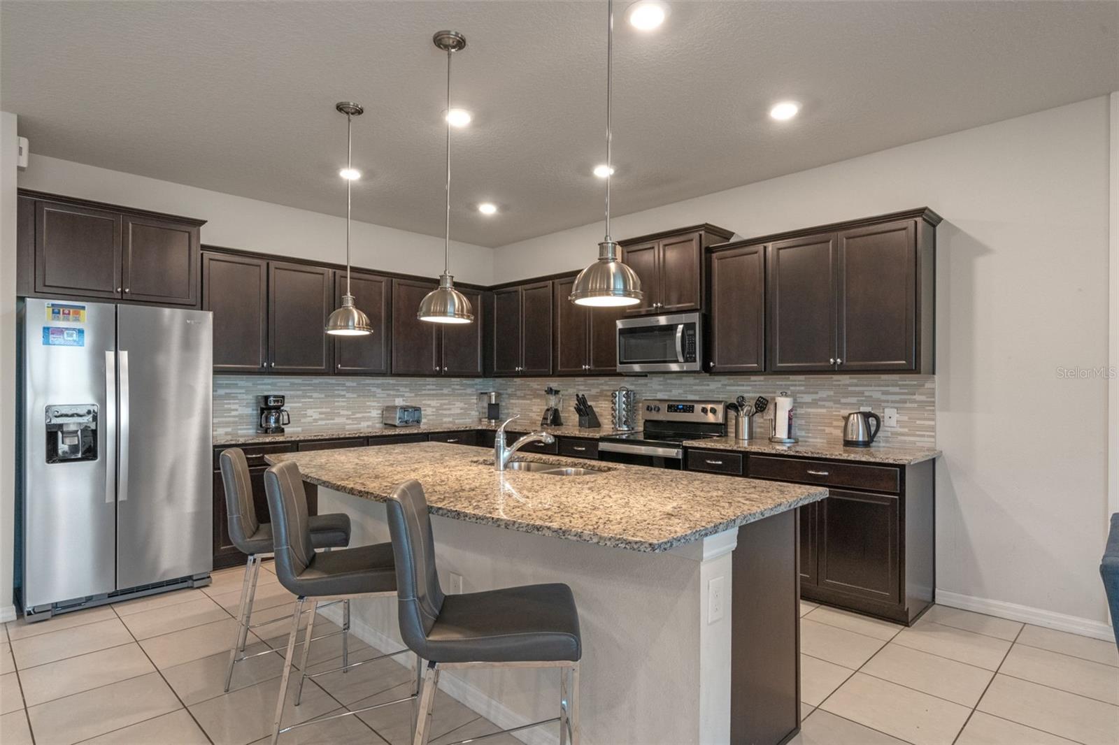 Image 11 of 92 For 2260 Lelani Circle