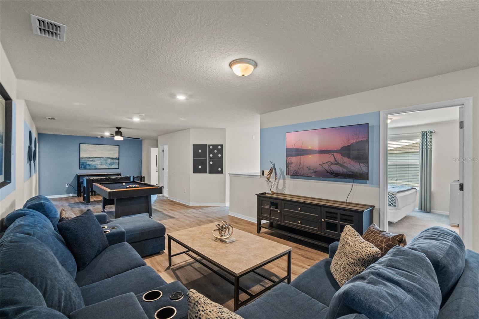 Image 16 of 92 For 2260 Lelani Circle