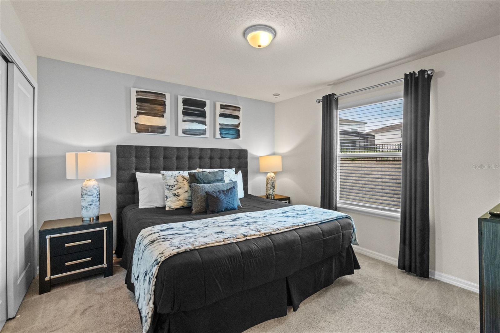 Image 17 of 92 For 2260 Lelani Circle