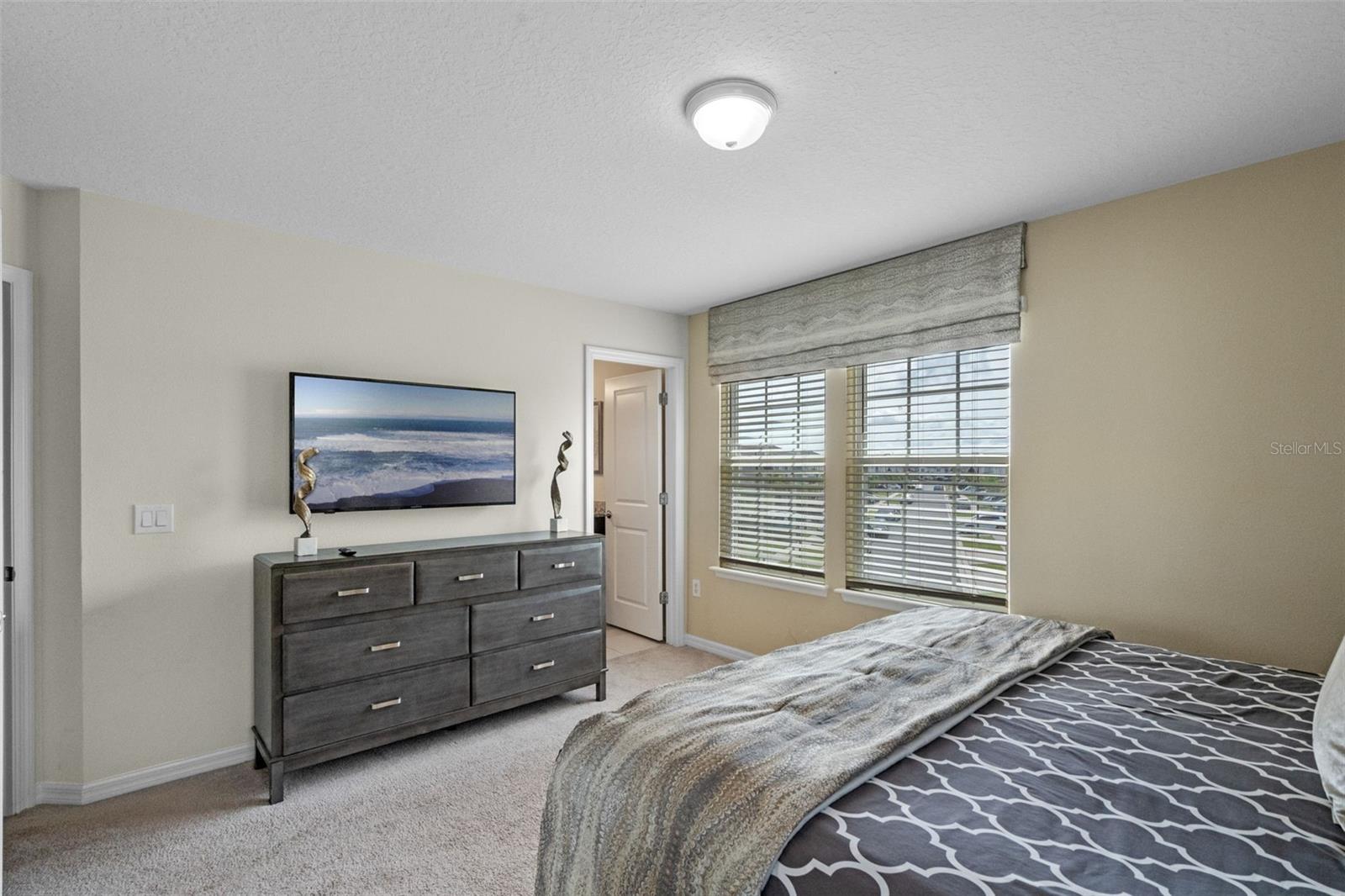 Image 30 of 92 For 2260 Lelani Circle