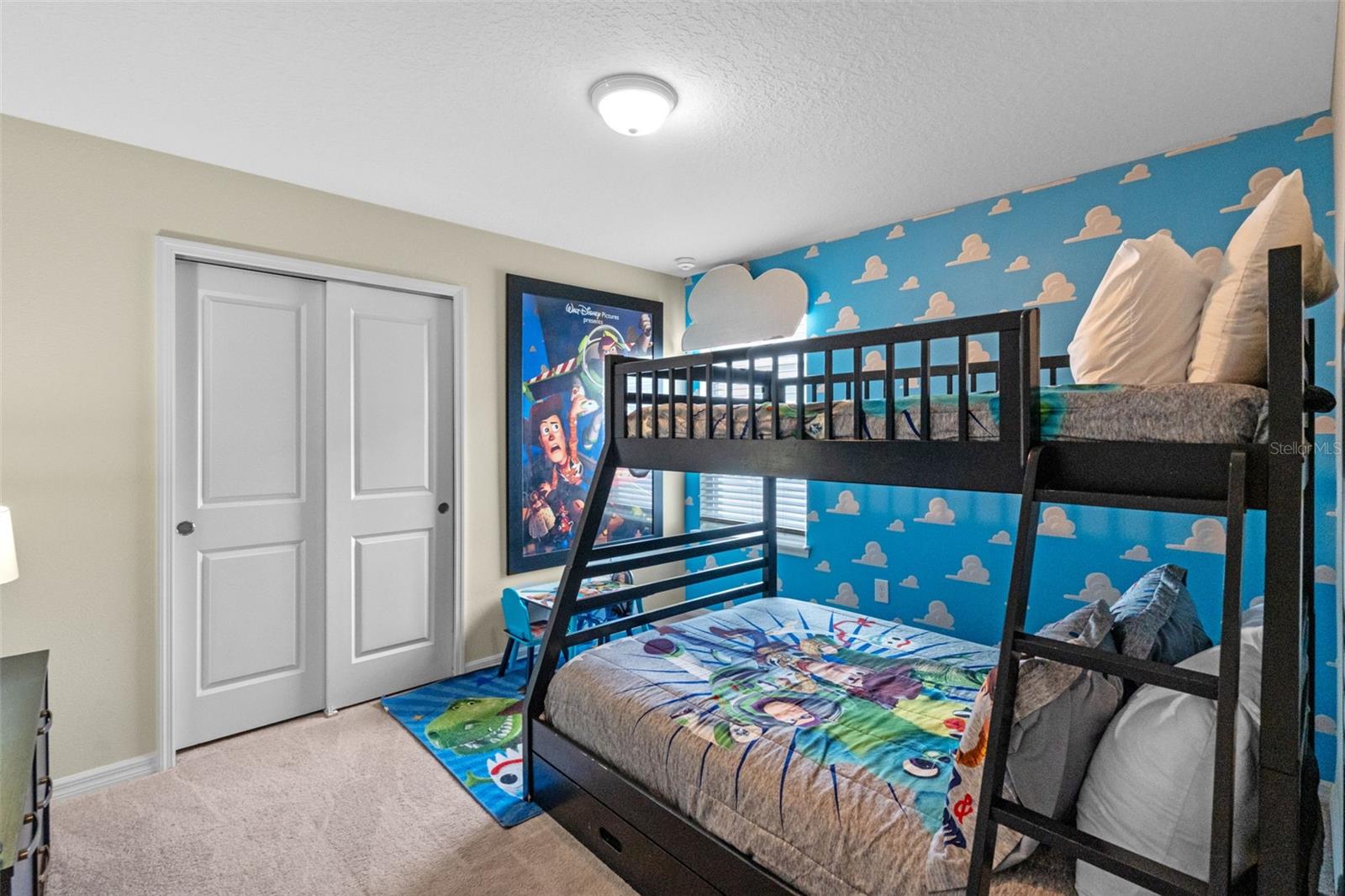 Image 33 of 92 For 2260 Lelani Circle