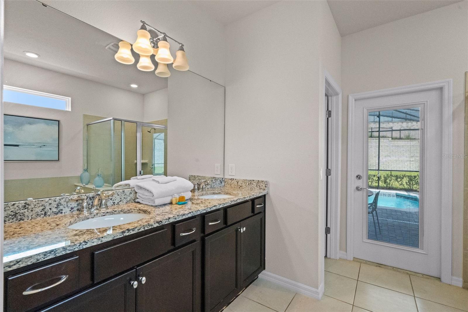 Image 36 of 92 For 2260 Lelani Circle