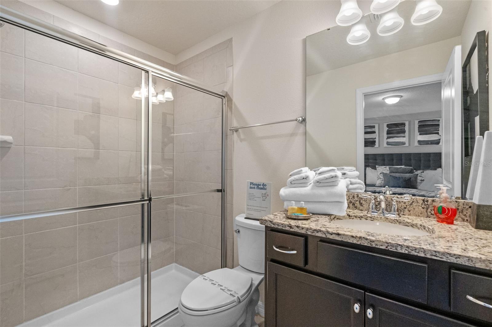 Image 39 of 92 For 2260 Lelani Circle