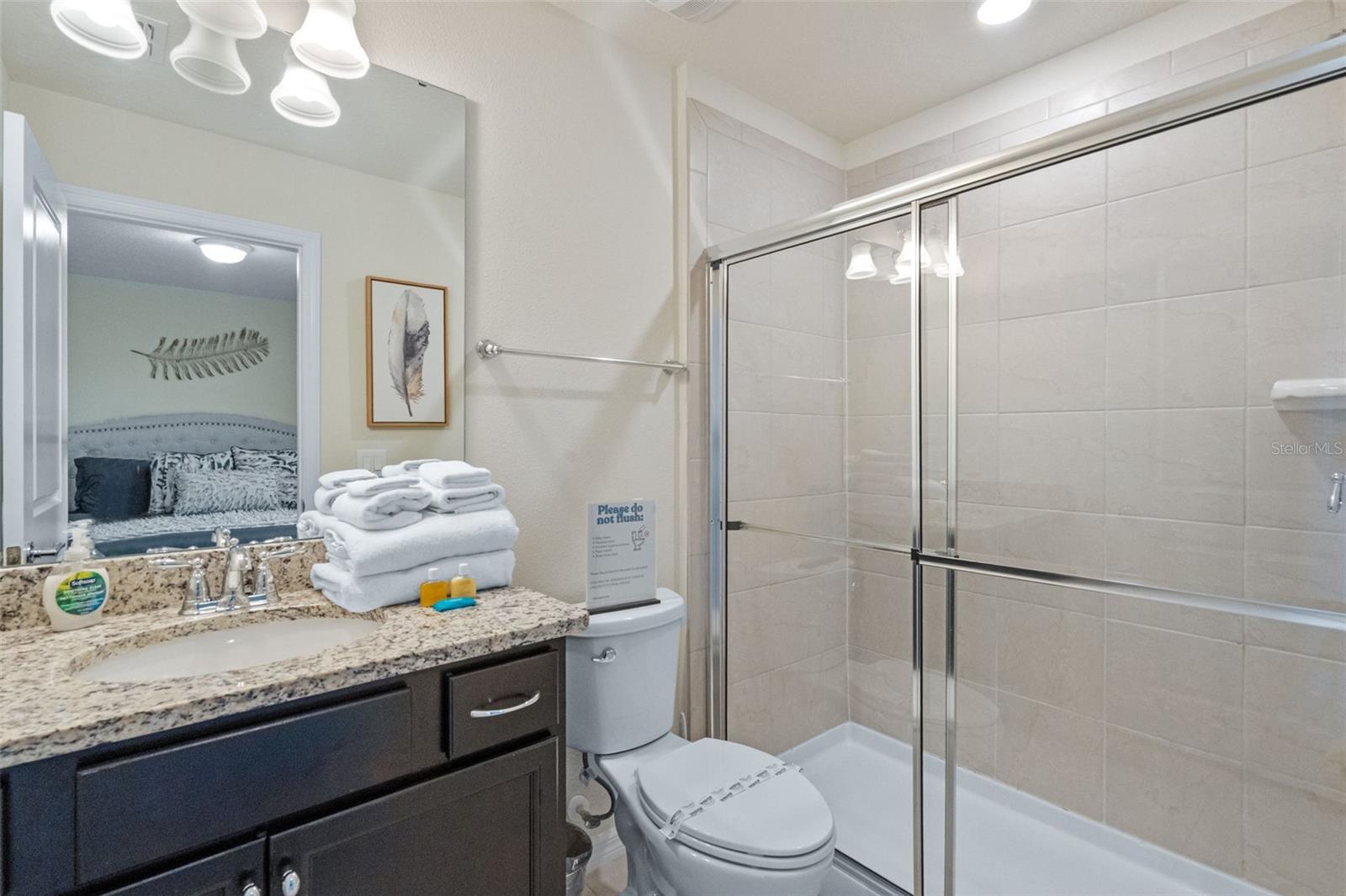 Image 40 of 92 For 2260 Lelani Circle