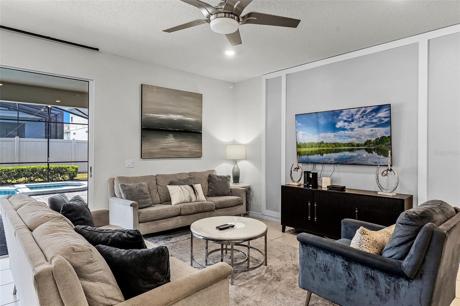 Image 10 of 86 For 2191 Lelani Circle