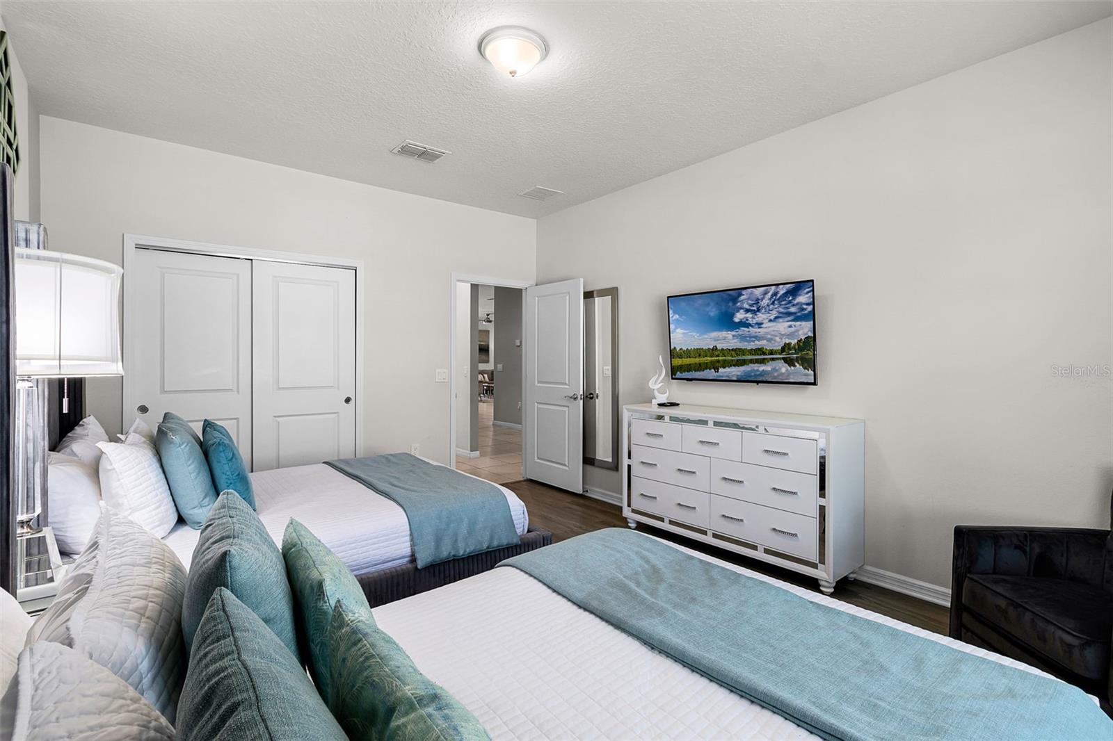 Image 18 of 86 For 2191 Lelani Circle
