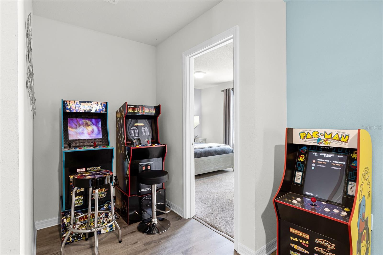 Image 32 of 86 For 2191 Lelani Circle