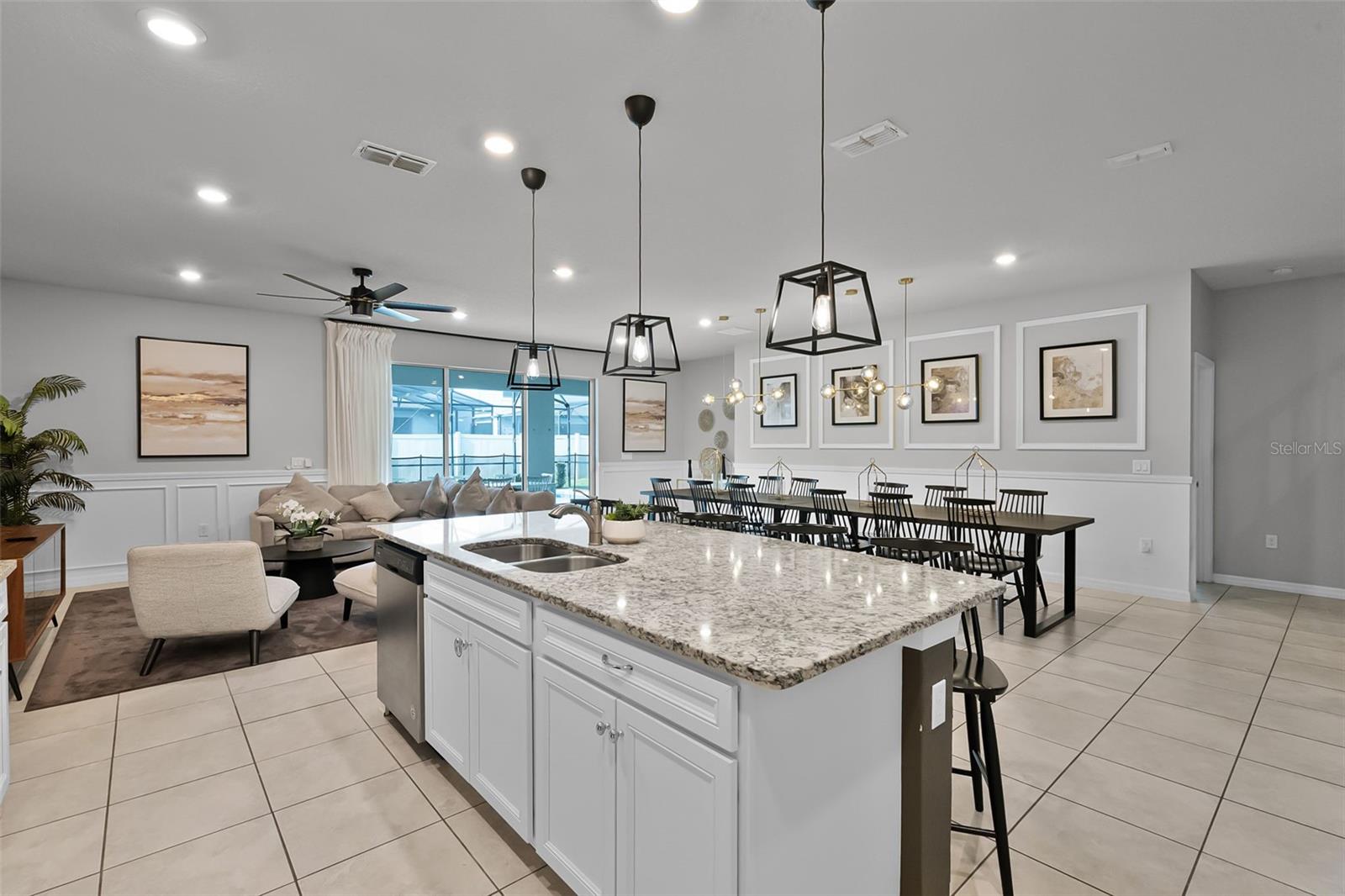 Image 12 of 93 For 2131 Lelani Circle