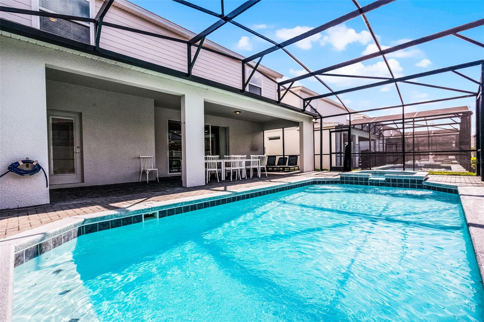 Image 19 of 93 For 2131 Lelani Circle