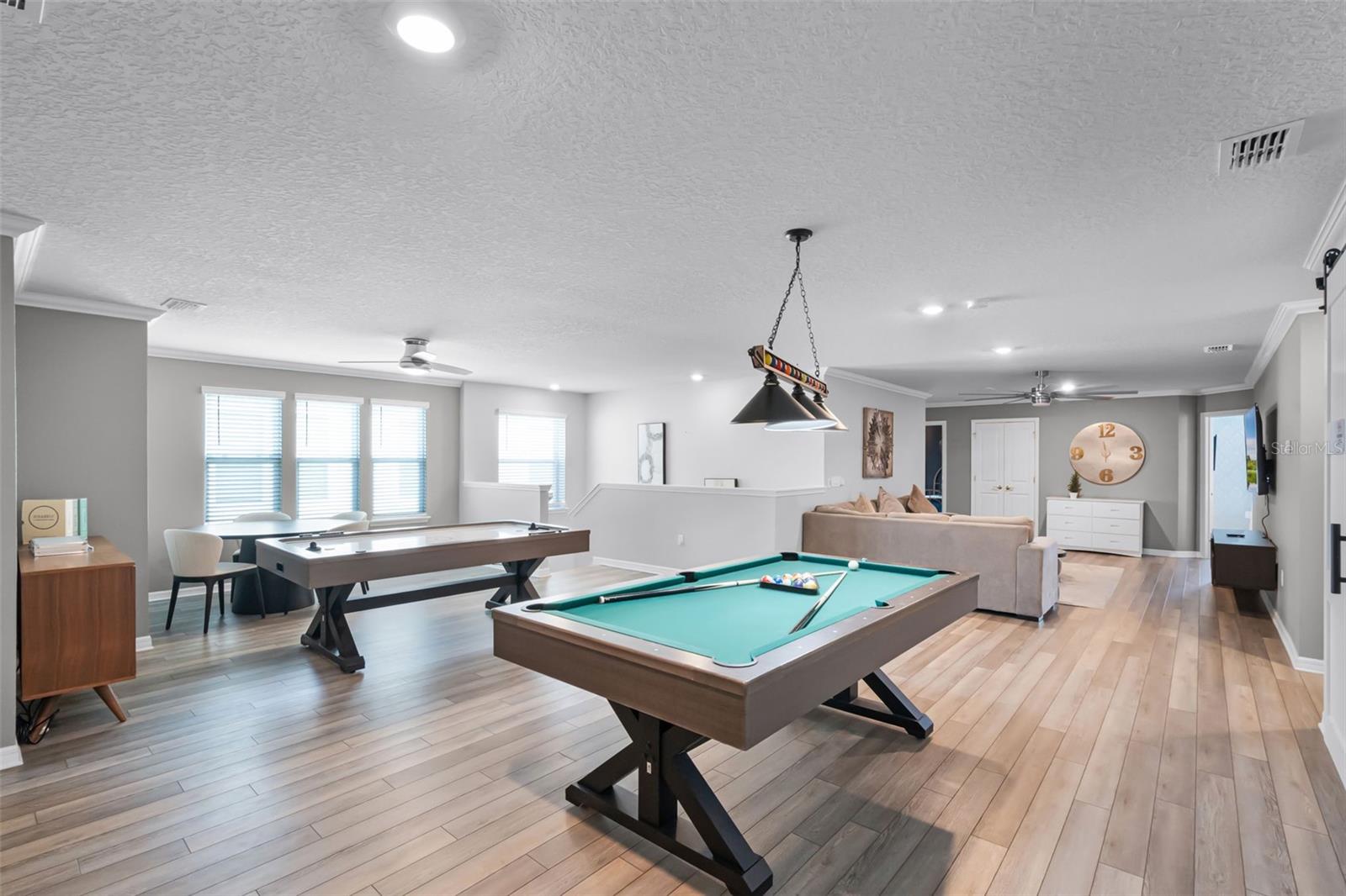 Image 30 of 93 For 2131 Lelani Circle