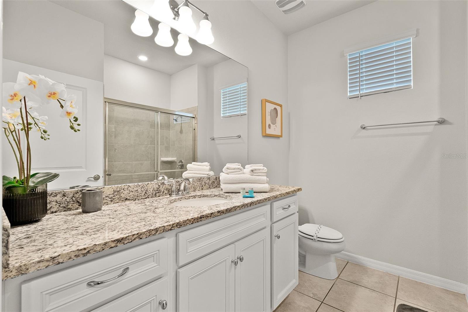 Image 56 of 93 For 2131 Lelani Circle