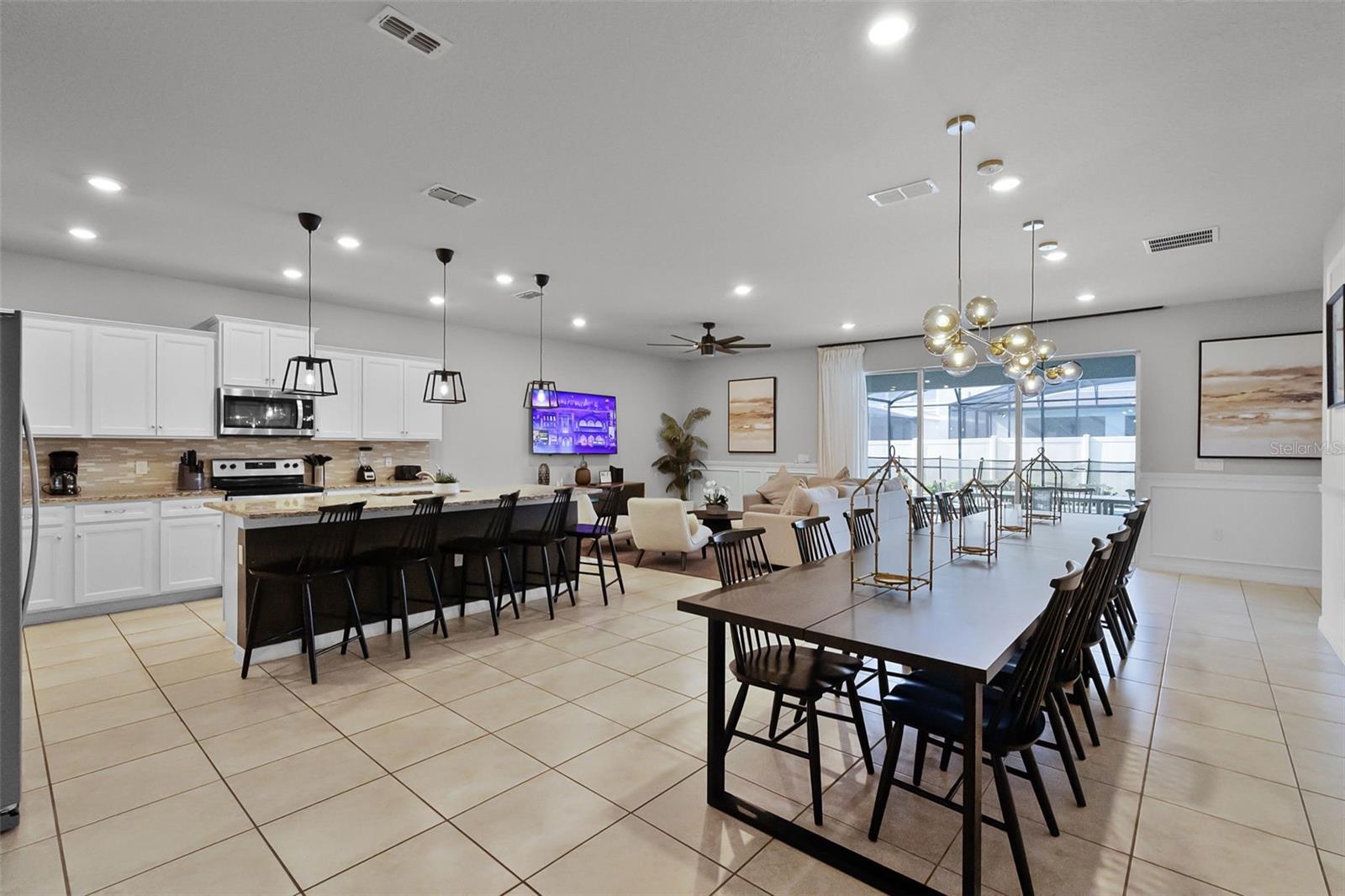 Image 6 of 93 For 2131 Lelani Circle