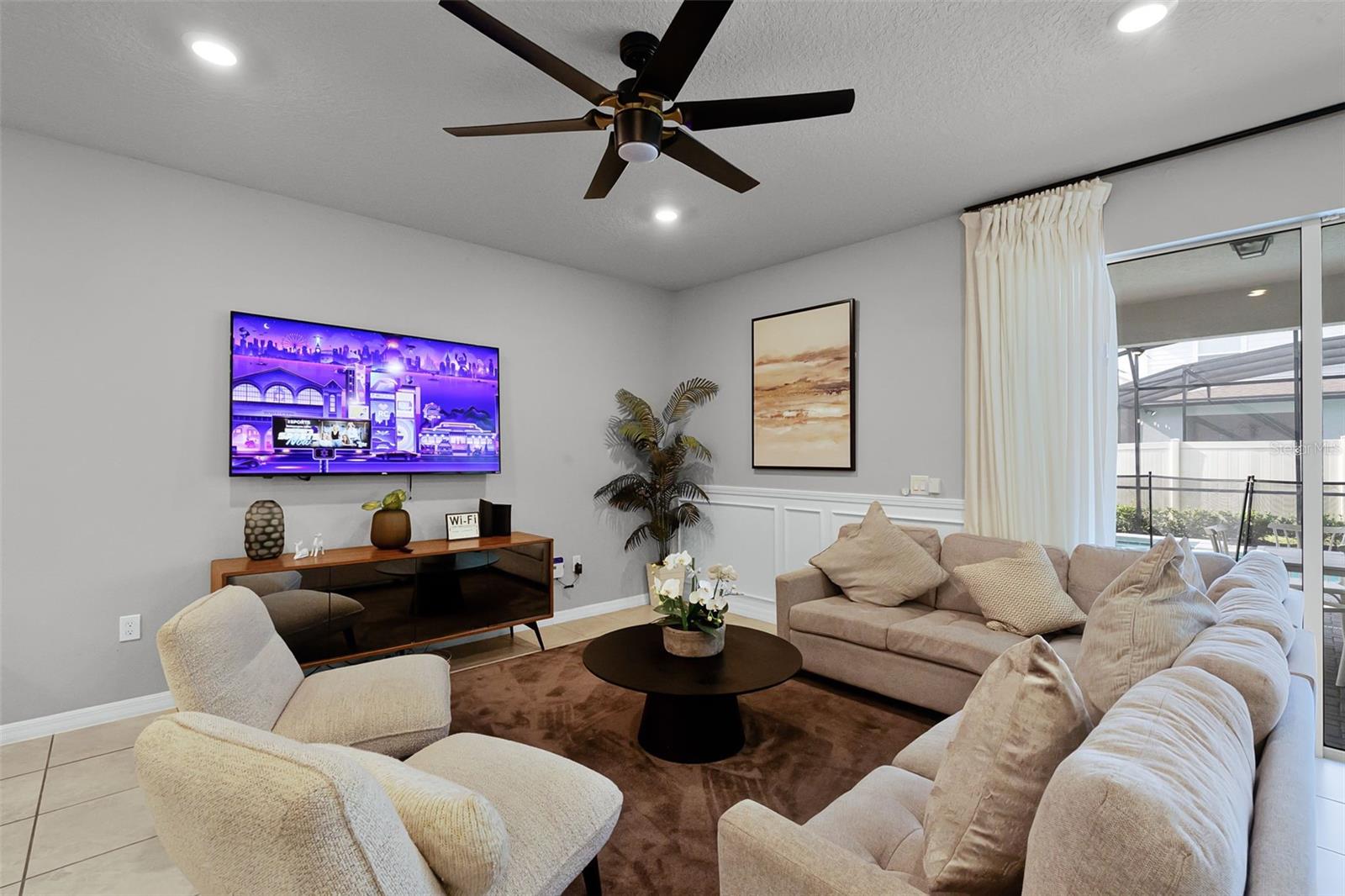 Image 8 of 93 For 2131 Lelani Circle