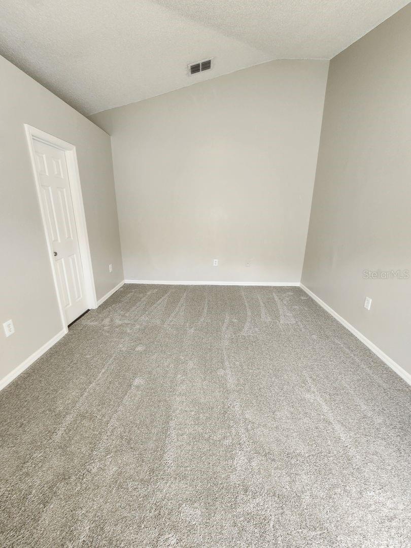 Image 20 of 29 For 1163 Cambourne Drive