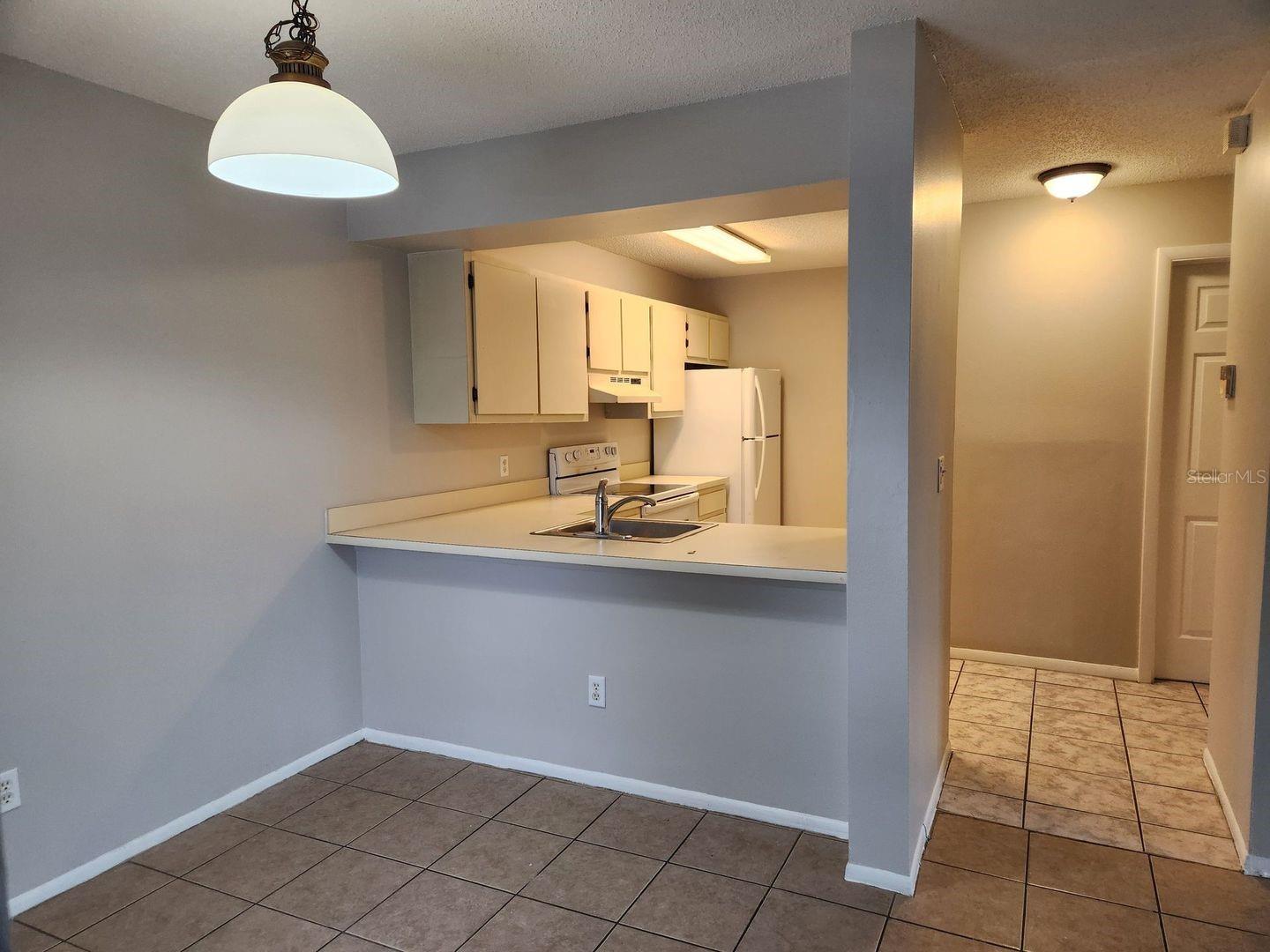 Image 15 of 26 For 6124 Curry Ford Road 151