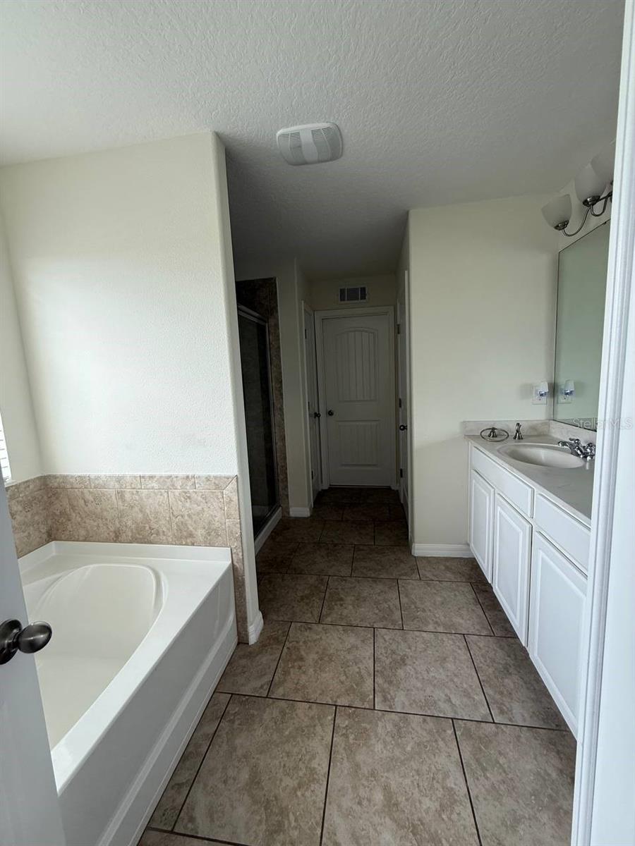 Image 75 of 95 For 2342 Beacon Landing Circle