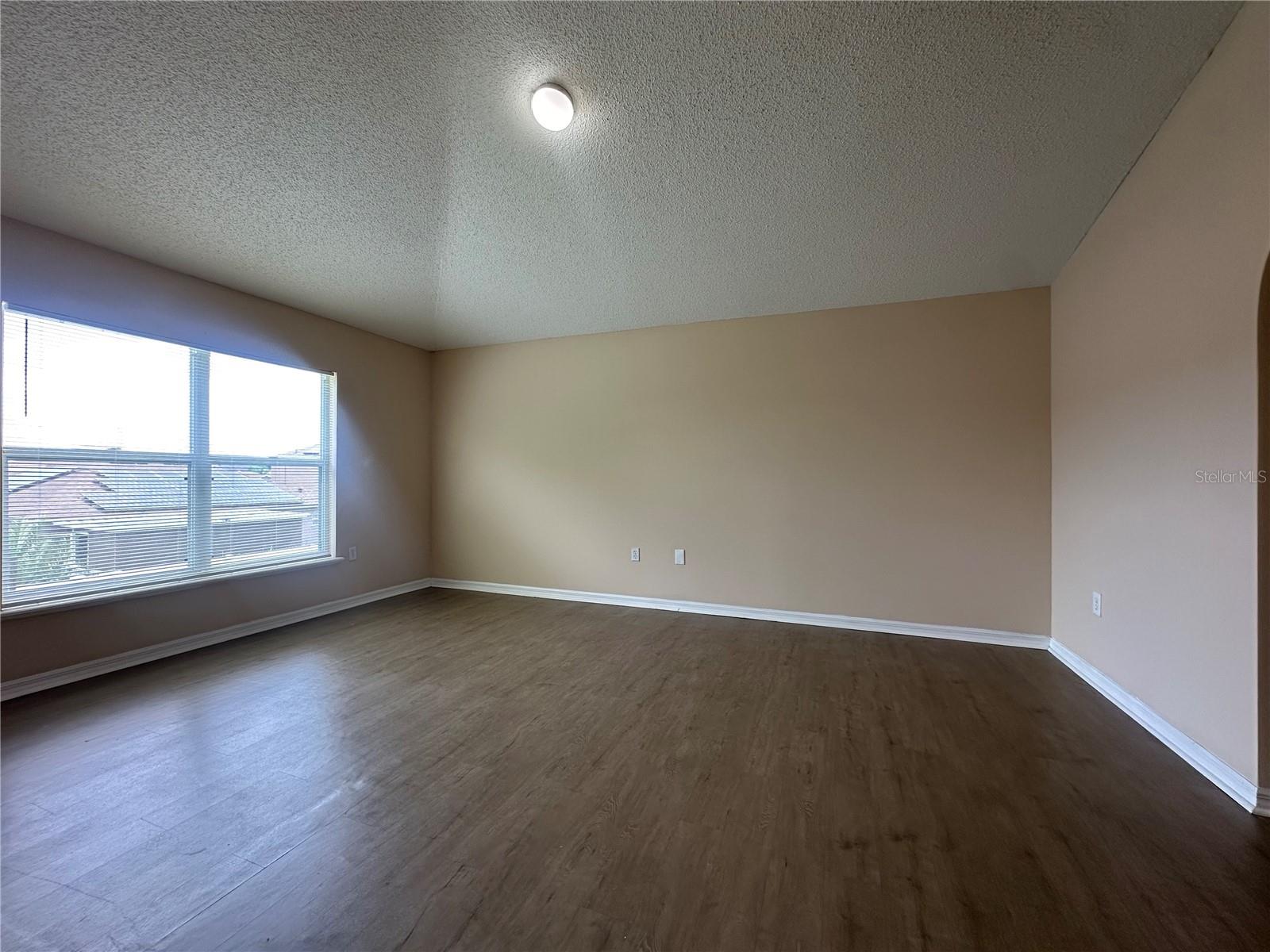 Image 25 of 37 For 11329 Camus Lane
