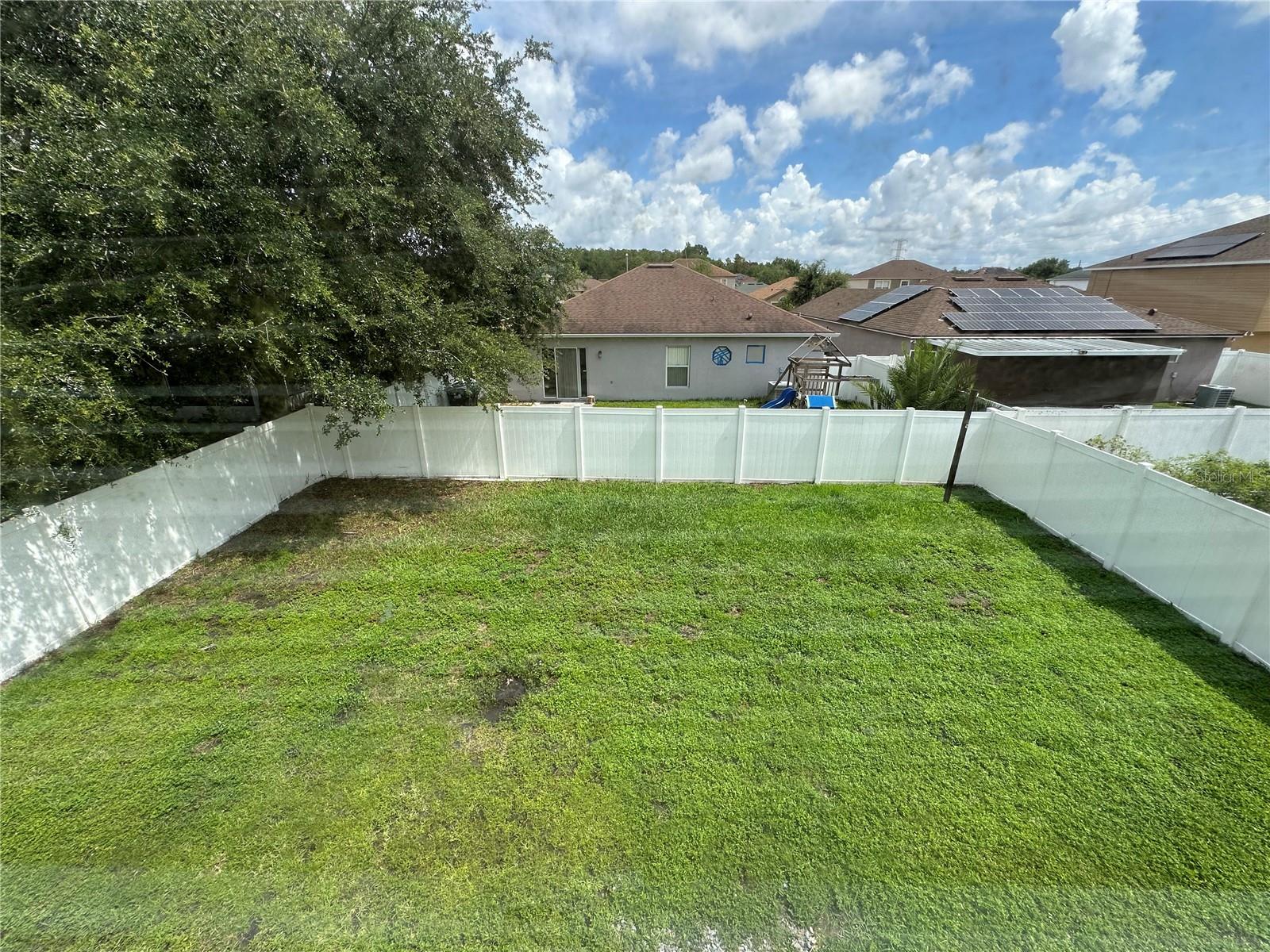 Image 32 of 37 For 11329 Camus Lane