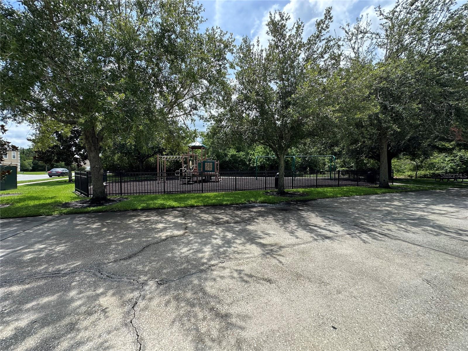 Image 33 of 37 For 11329 Camus Lane