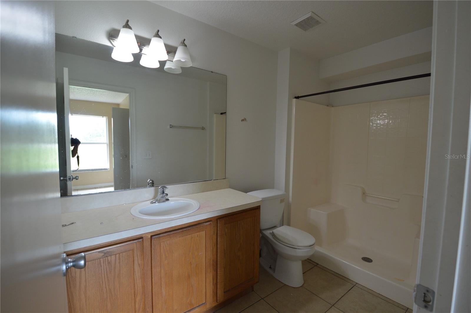 Image 12 of 23 For 1207 Atlantic Court