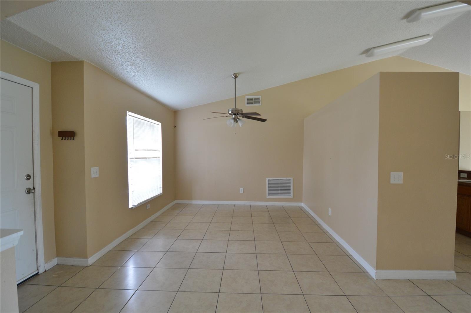 Image 5 of 23 For 1207 Atlantic Court