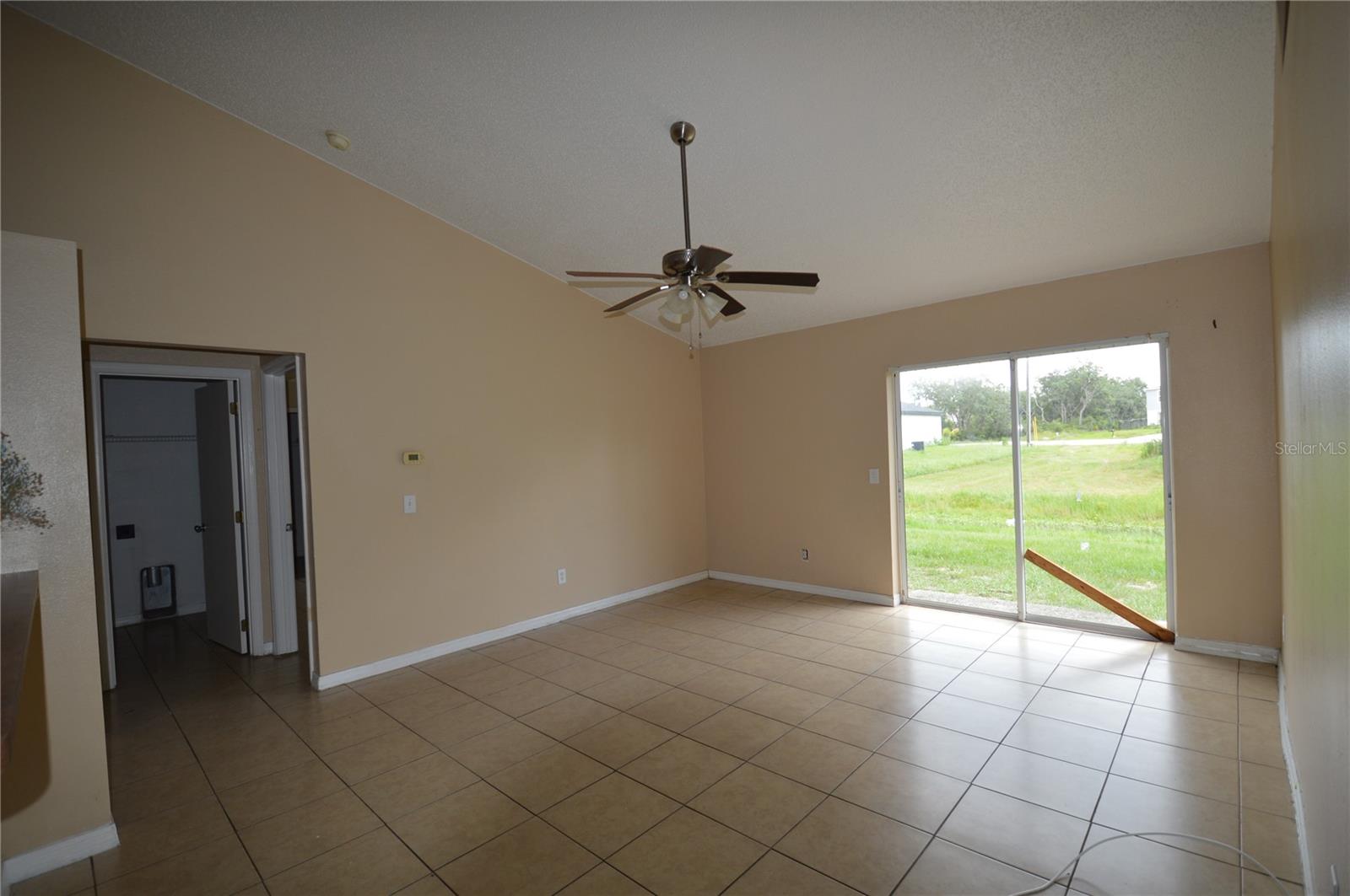 Image 9 of 23 For 1207 Atlantic Court