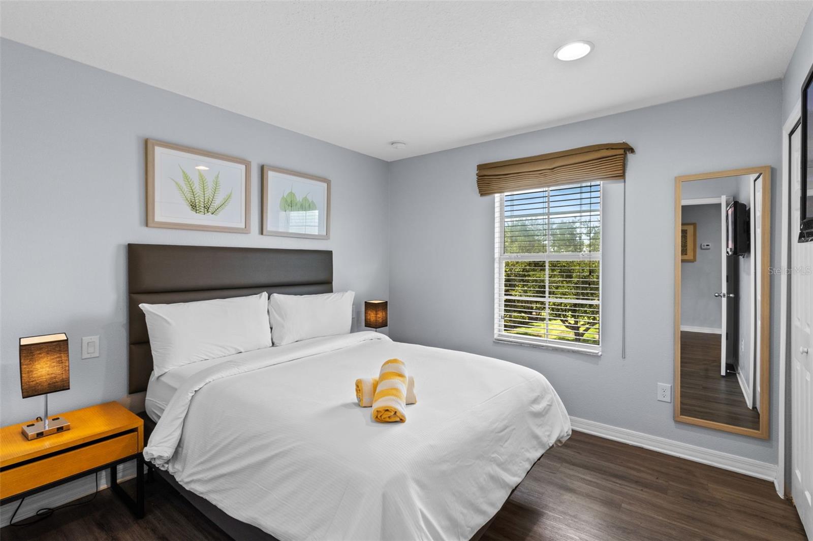 Image 25 of 59 For 3059 White Orchid Road