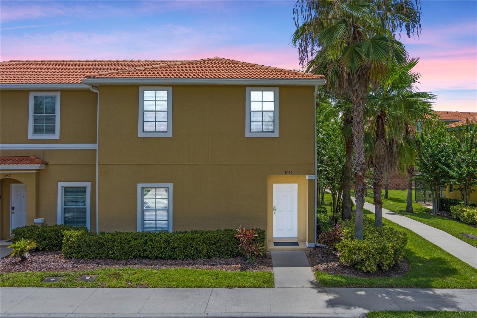 Image 32 of 59 For 3059 White Orchid Road
