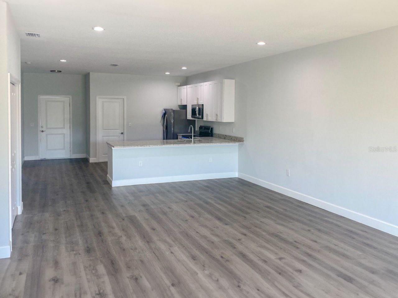 Image 2 of 7 For 8519 Agate Street 8519