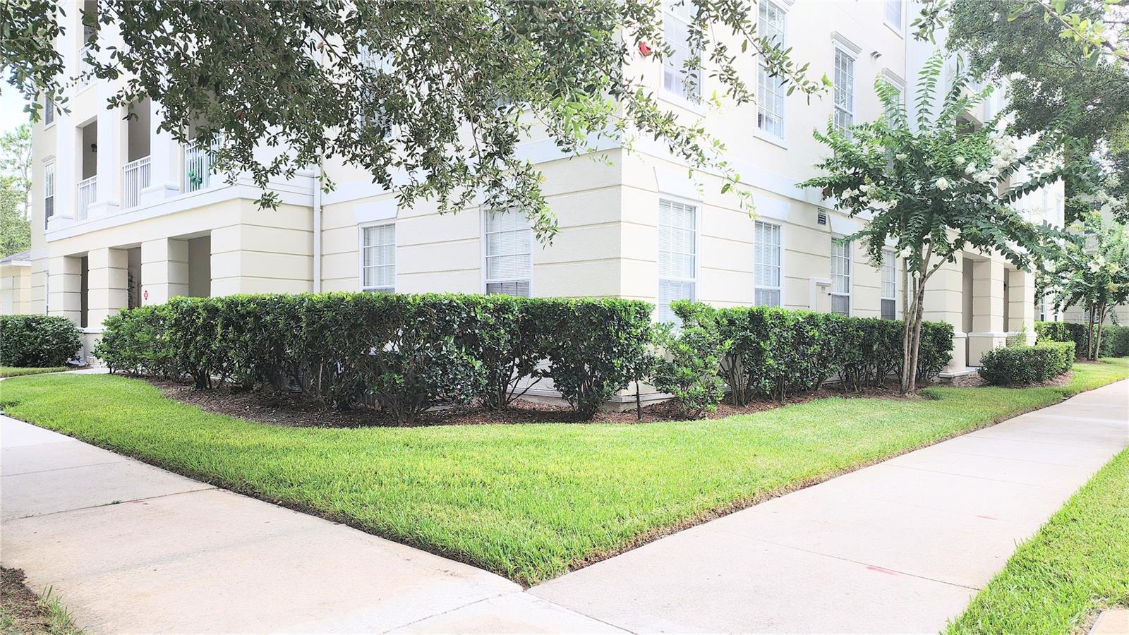 Image 2 of 90 For 235 Goldenrain Drive 102