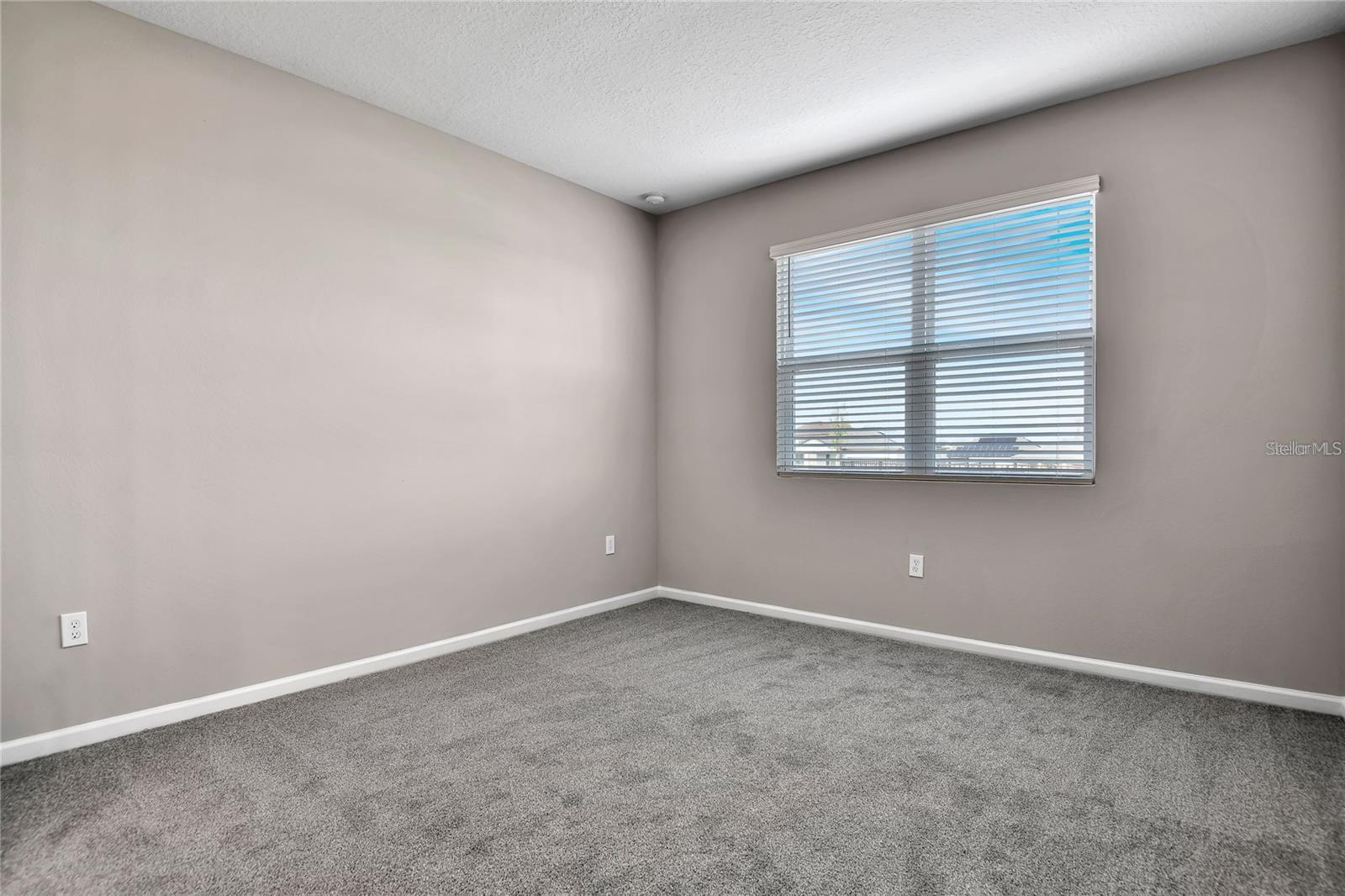 Image 14 of 18 For 830 Ballantyne Drive