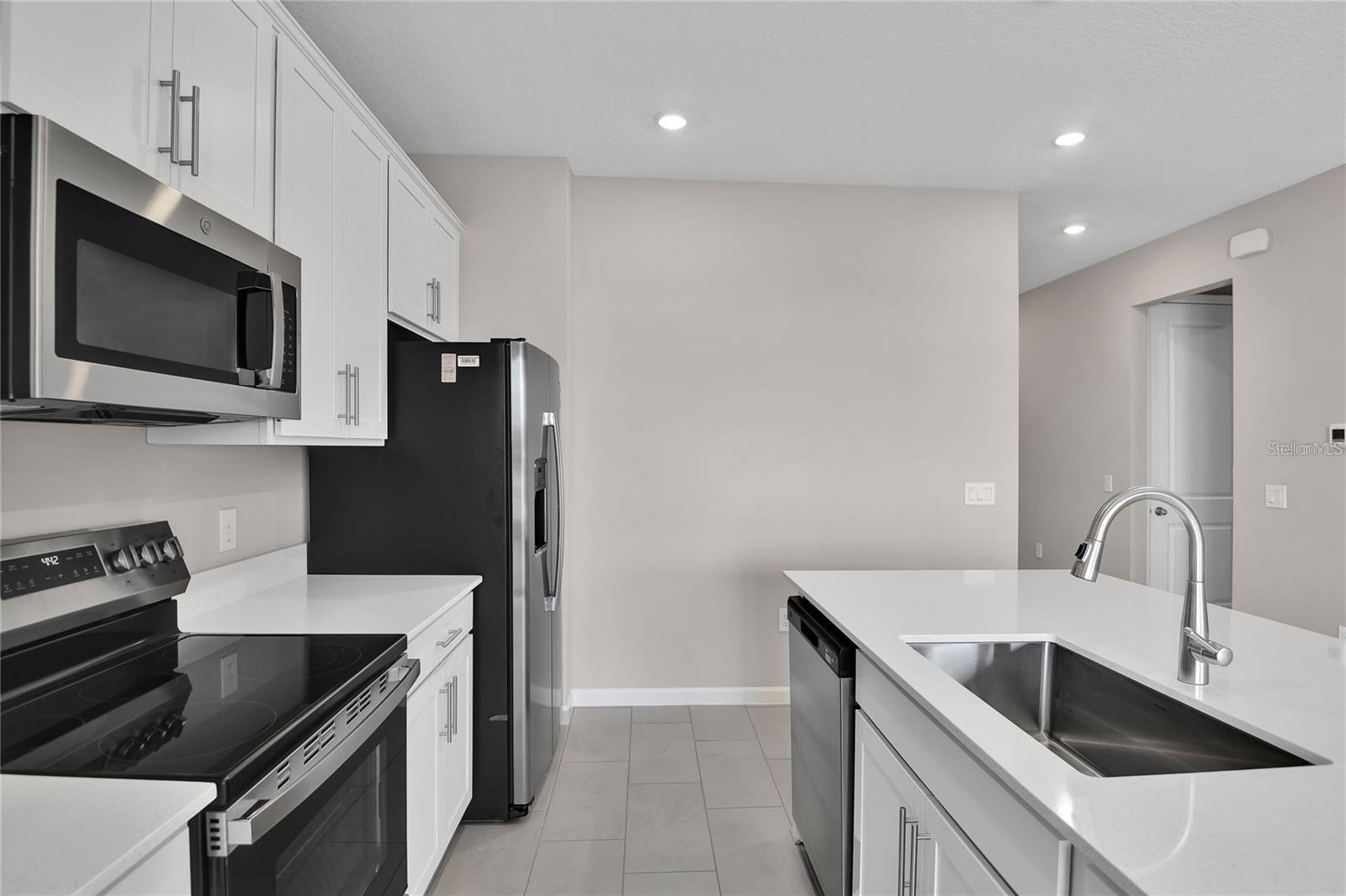 Image 5 of 18 For 830 Ballantyne Drive