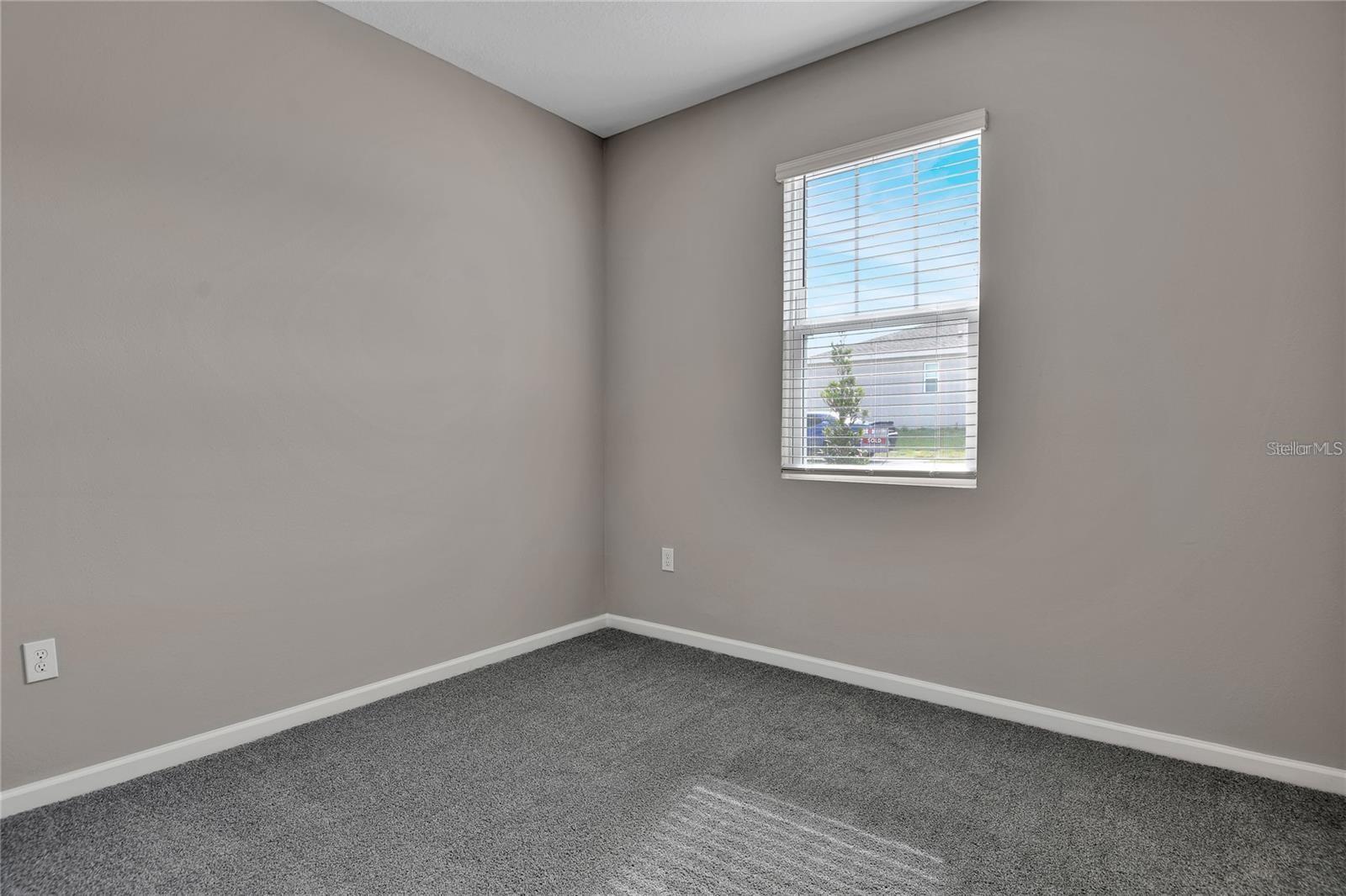 Image 8 of 18 For 830 Ballantyne Drive