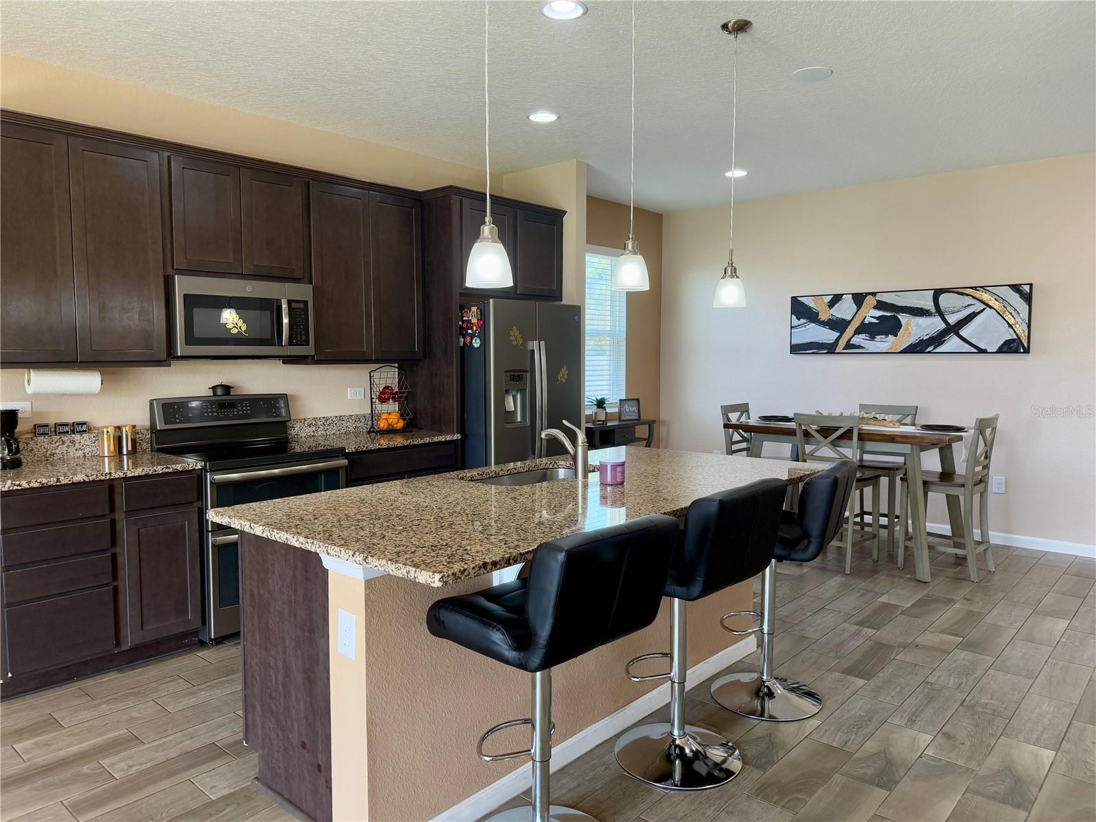 Image 10 of 29 For 1685 Gentle Breeze Drive