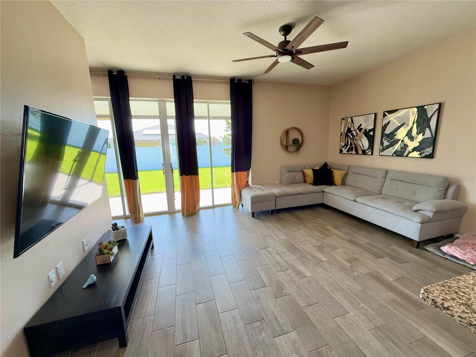 Image 12 of 29 For 1685 Gentle Breeze Drive