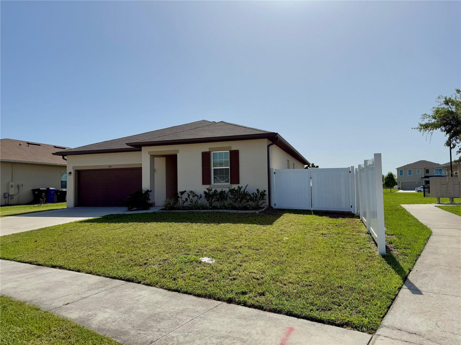 Image 3 of 29 For 1685 Gentle Breeze Drive