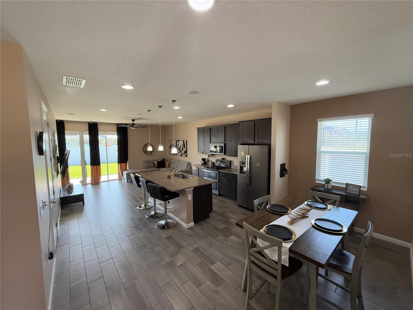 Image 6 of 29 For 1685 Gentle Breeze Drive