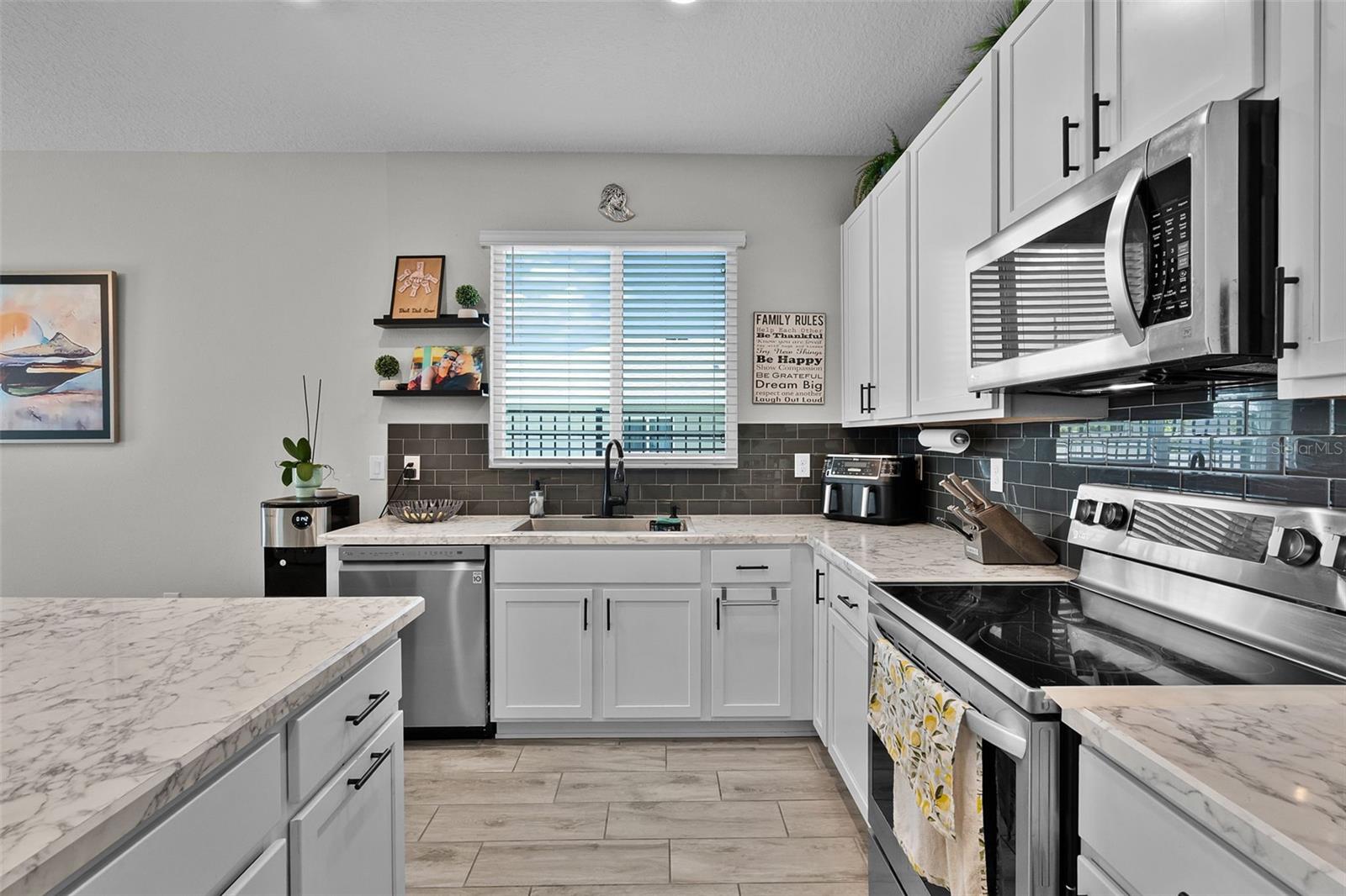Image 13 of 20 For 2436 Bulrush Drive