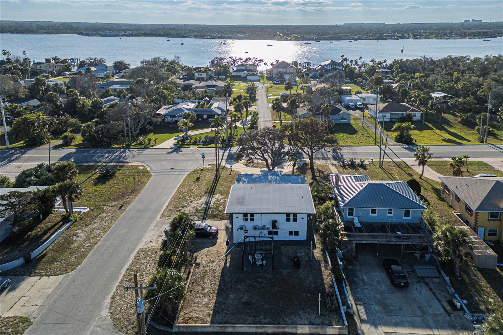 Image 44 of 62 For 2061 Peninsula Drive
